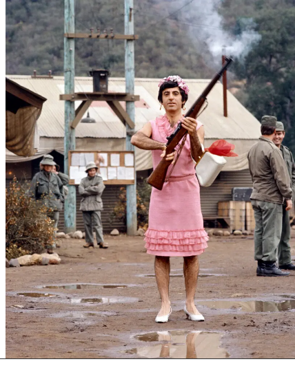 Алан Алда о "M * A * S * H": "У каждого что-то отняли"