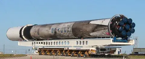 Шепотки за спиной, сплетни и разговоры