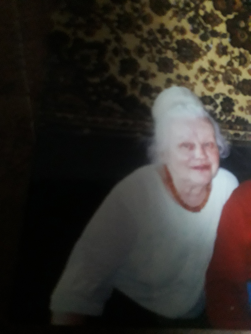 Что помогло моей крёстной выжить в ВОВ...