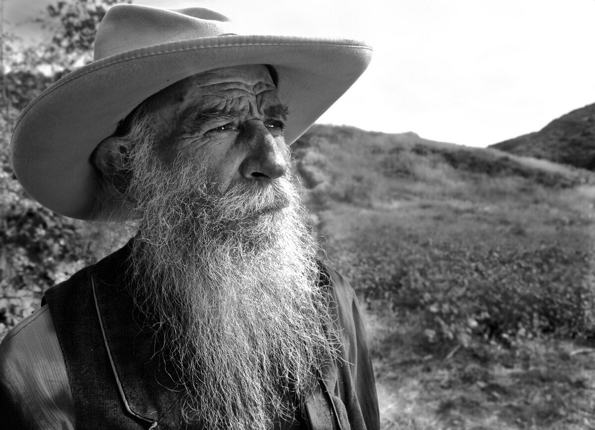 Полтергейст- хозяин моего дома...