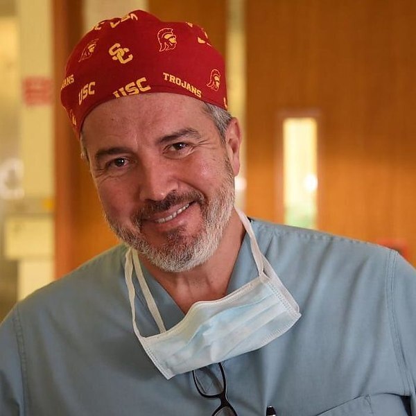 Брачный и финансовый международный аферист орудует ВКонтакте представляясь иностранцем !?