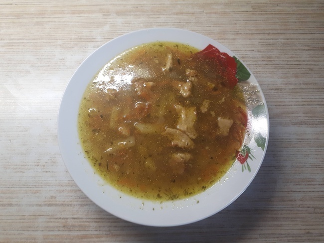 Суп картофельный со шкварками в мультиварке .