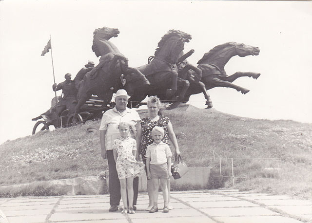 Что делают информресурсы сейчас с головами людей.