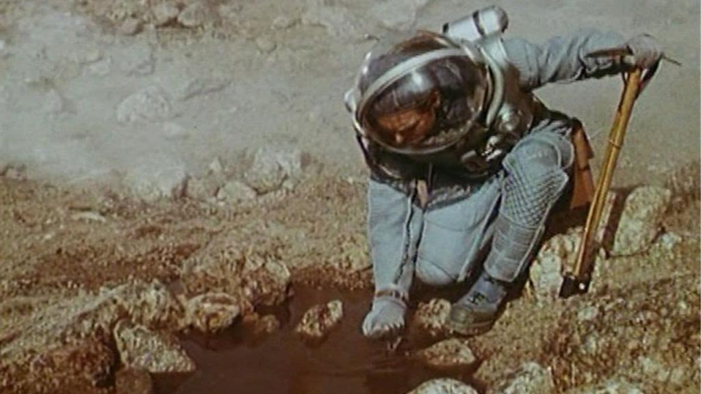 Почему СССР так сильно интересовался Венерой, когда США и Европа бросала все усилия на изучение Марса!