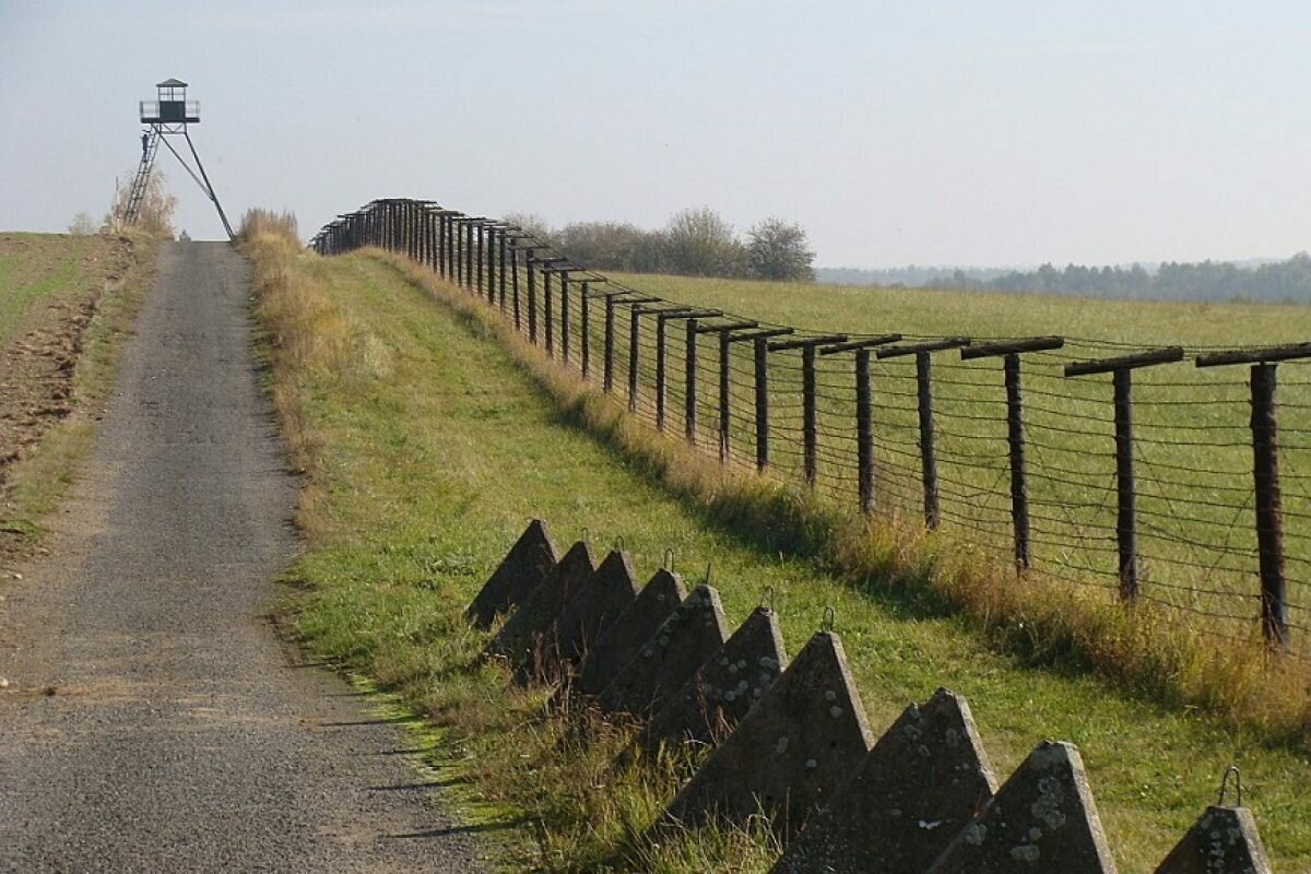 Будут ли выпускать мужчин за границу после 1 октября. Что говорят власти по поводу возможного закрытия границ из-за мобилизации. Кого уже не выпускают