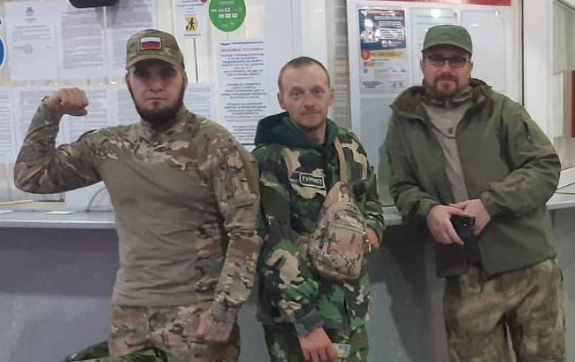 Кто из молодых идёт на фронт