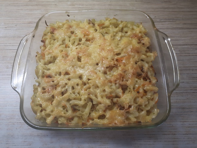 Если остались вчерашние макароны .