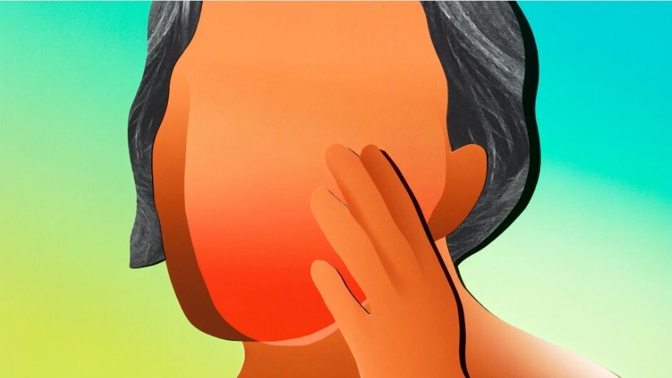 Ее лицо начало опускаться. Что случилось? И если это был паралич Белла, почему не было улучшения через целый год?Диагноз.