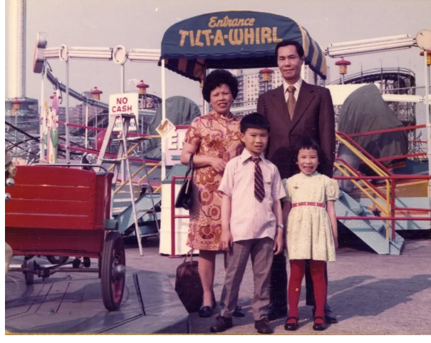 Истории крошечной любви: "Я хочу развестись’