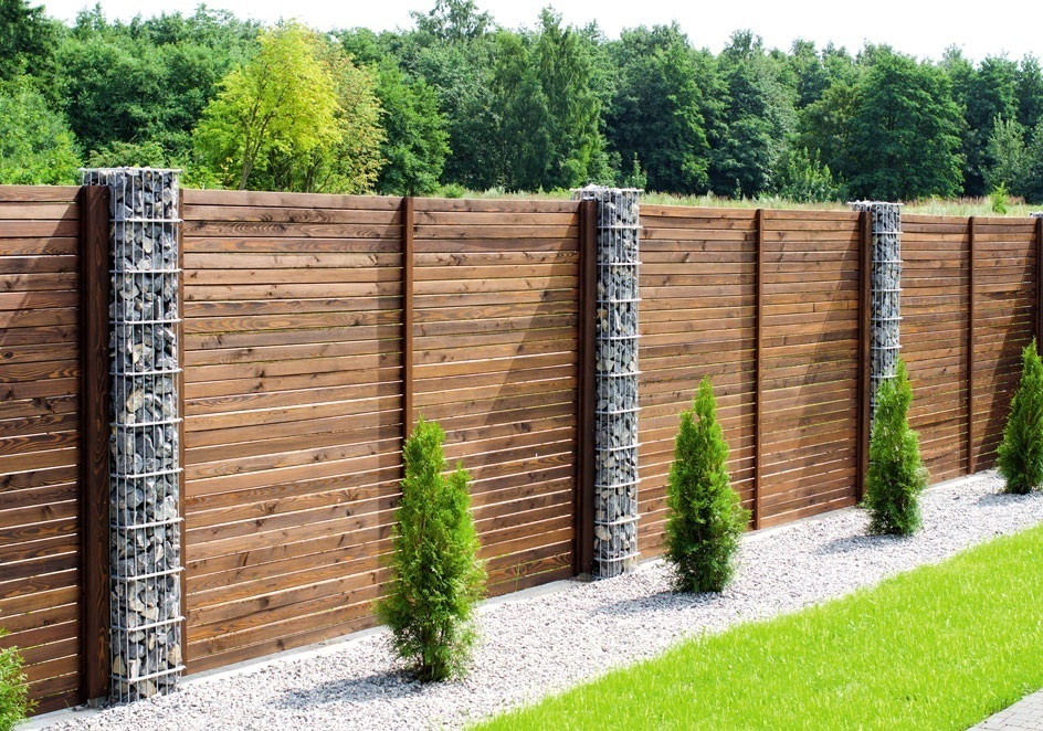 На каком расстоянии можно строить баню