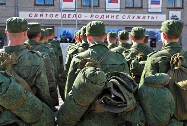 Куда жаловаться, если не выпускают из России во время мобилизации? Первый пошёл: иск на запрет выезда из страны