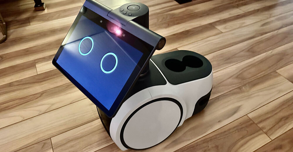 Amazon Astro симпатичный, смелый, не совсем готов к прайм-тайму