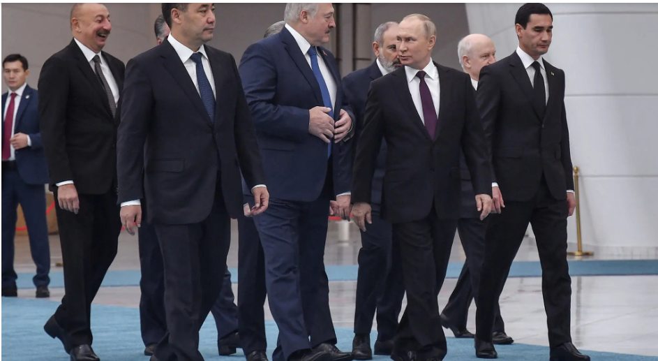 Беларусь колеблется.