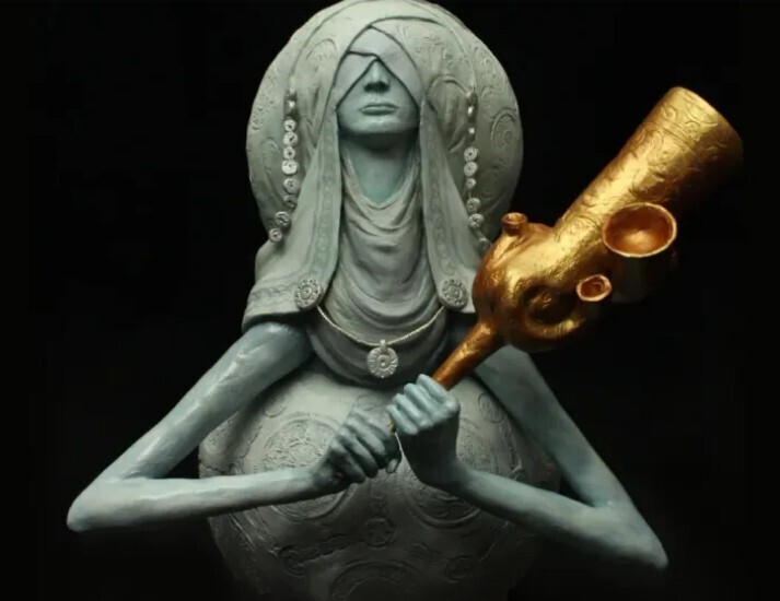 Фанат Elden Ring создал невероятно детализированную статую посланника Оракула