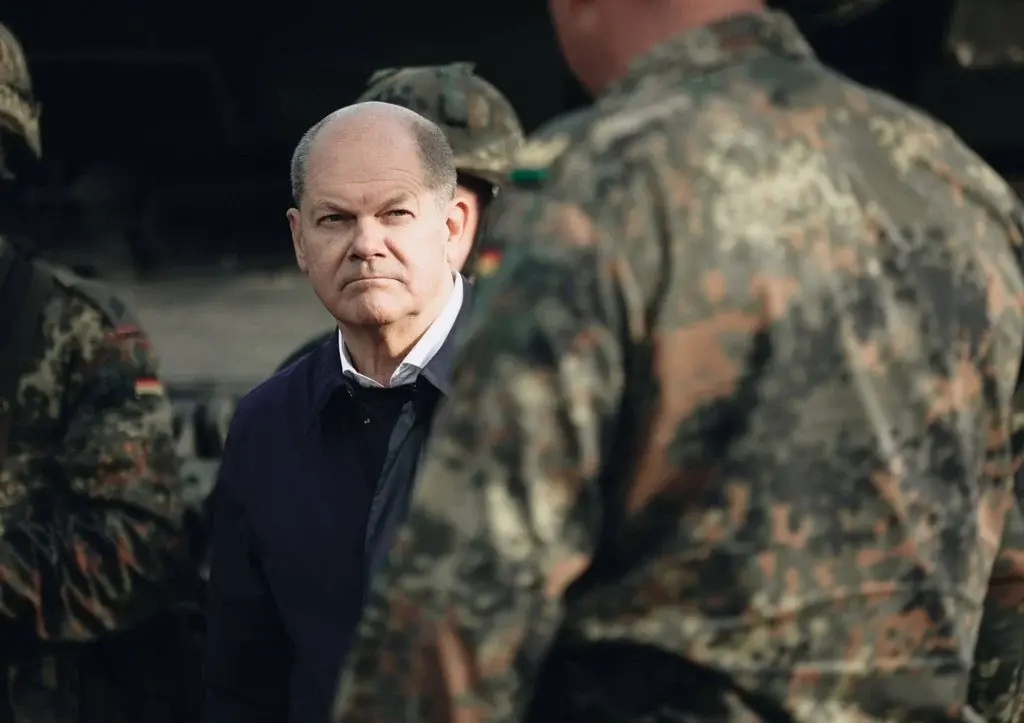 Немцы испугались, что Шольц идет по стопам Зеленского: точно по пятам