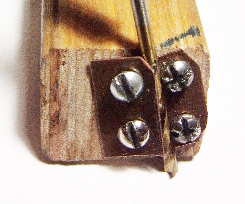 Приспособление для заточки мелких сверл 0,5 – 3 мм, от токаря профессионала.