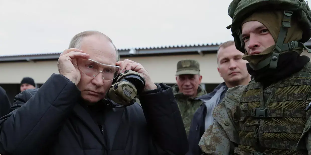 Читателей Daily Mail восхитило мастерство Путина во время стрельбы из винтовки