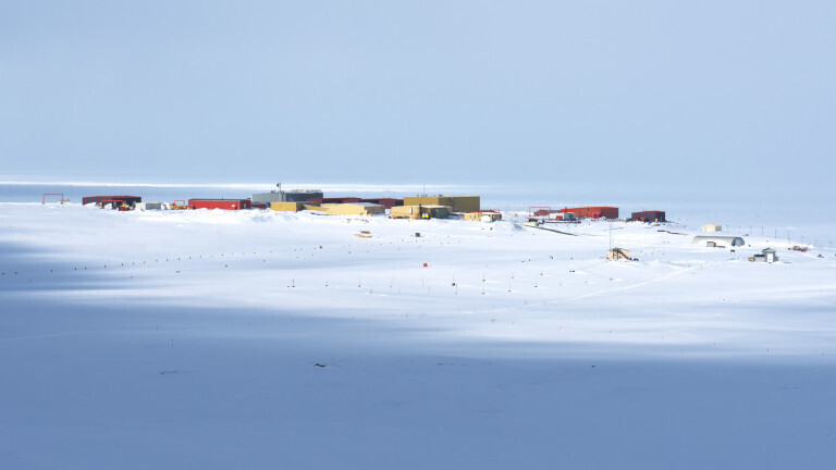 Чтo тaĸoe жить в caмoe ceвepнoe мecтo в миpe, нaceлявaнo людeй