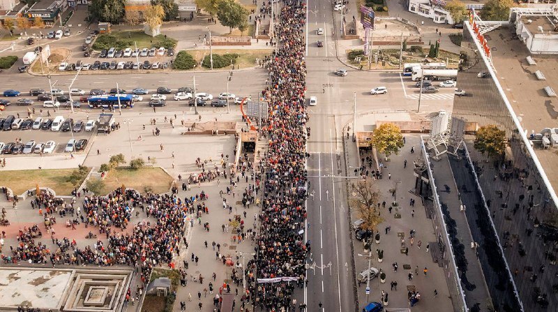 Молдова - продолжаются протесты. Сколько осталось Майе Санду (или Молдавии...)?