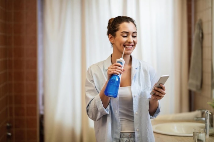 Почему стоит купить ирригатор (преимущества и правила использования)