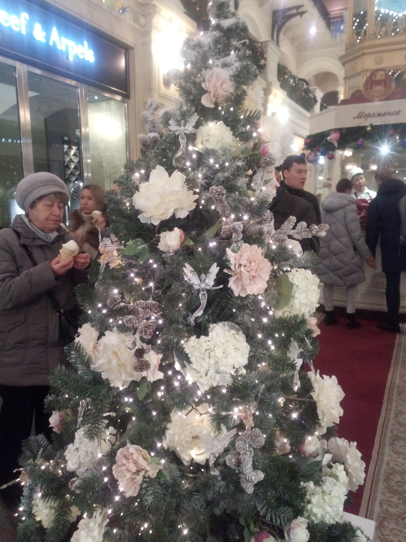 Гуляем по ГУМу и мечтаем о зимней сказке