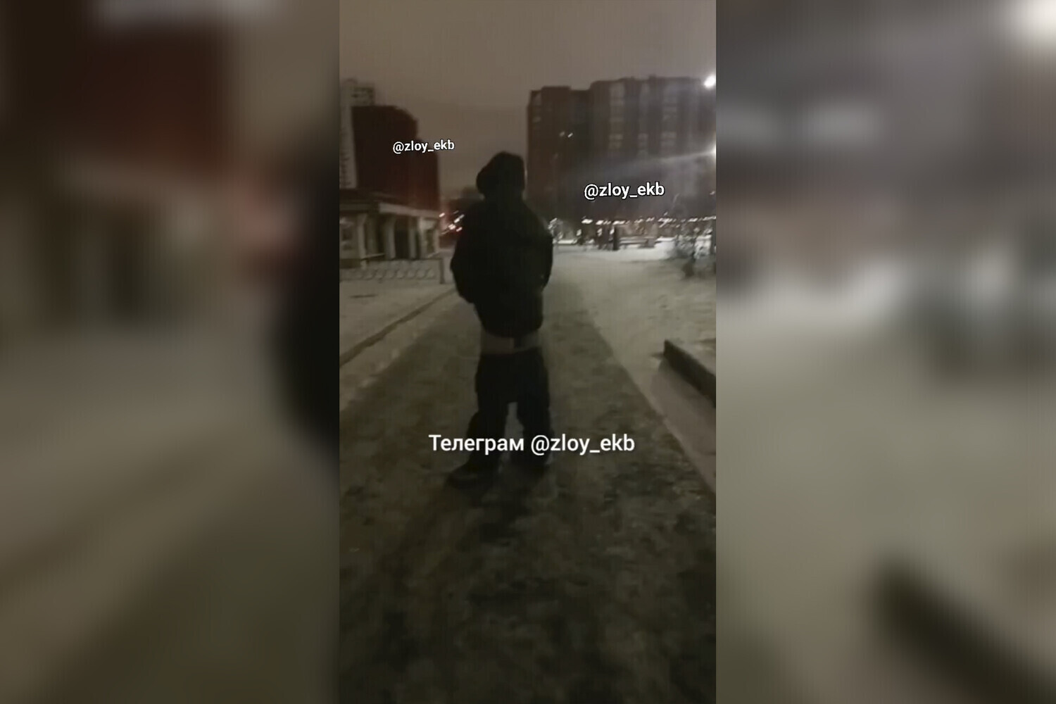 В Екатеринбурге мужчина занимался онанизмом на площади - получите ...