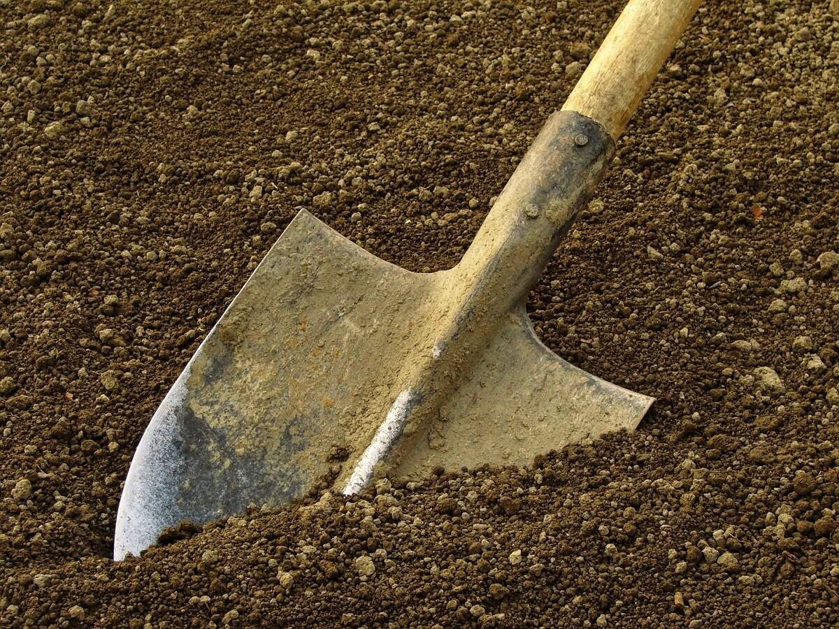 ПЕРЕКОПКА ПОЧВЫ. ЗАЧЕМ И КАК ПЕРЕКАПЫВАТЬ ПОЧВУ???