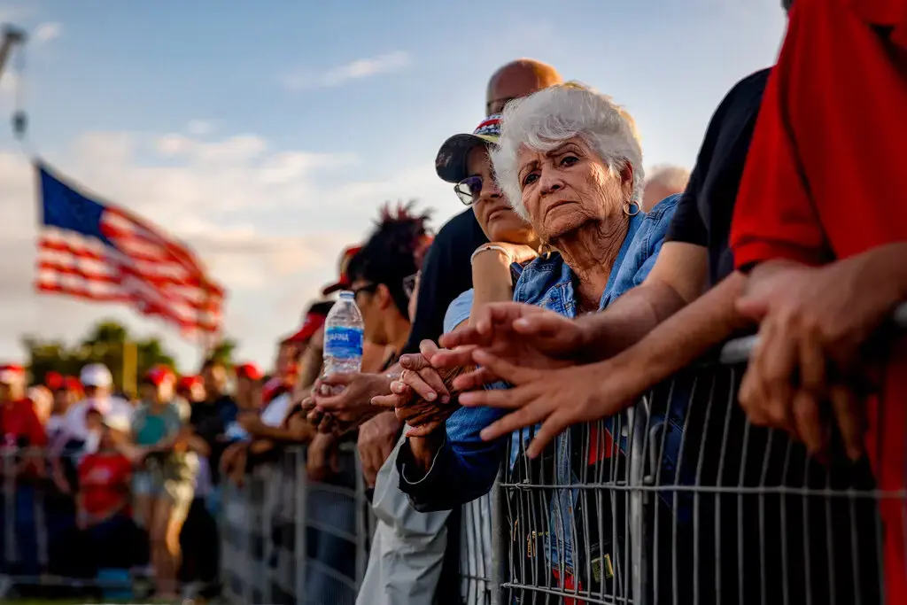 Тревога Трампа охватывает республиканцев (снова) по мере приближения объявления о 2024 году