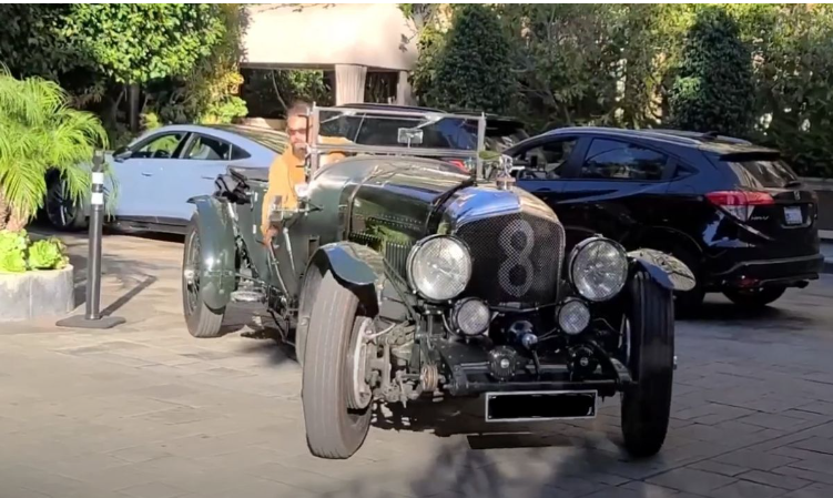 Джейсон Момоа показал псевдо 90-летний Bentley за 10 миллионов долларов (ВИДЕО)