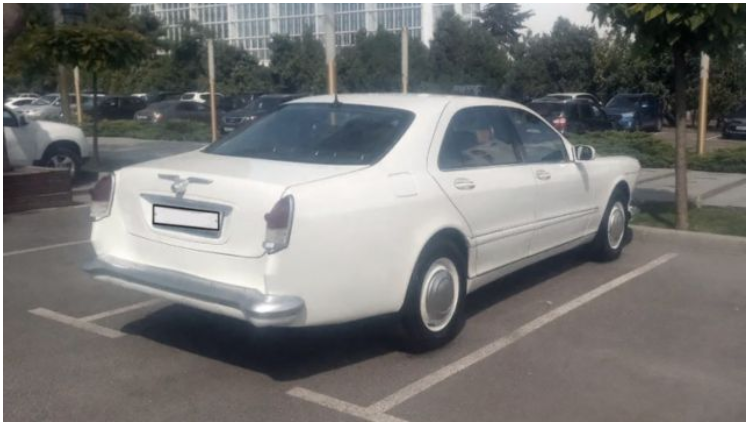 «Кроссовер» между «Волгой» и S-Klasse ищет нового владельца