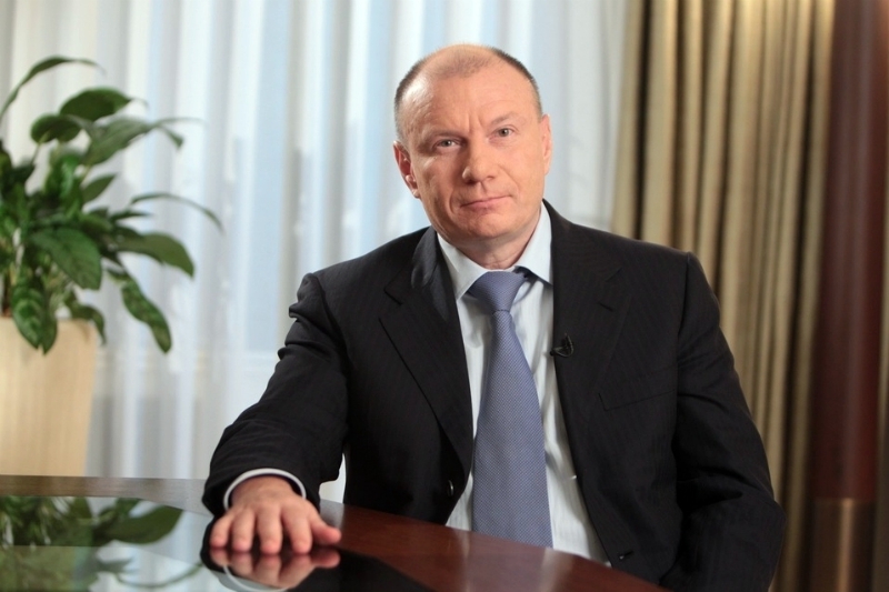 Топ-6 Российских олигархов, предавших Родину. Почему они еще на свободе и с миллиардами на счетах?