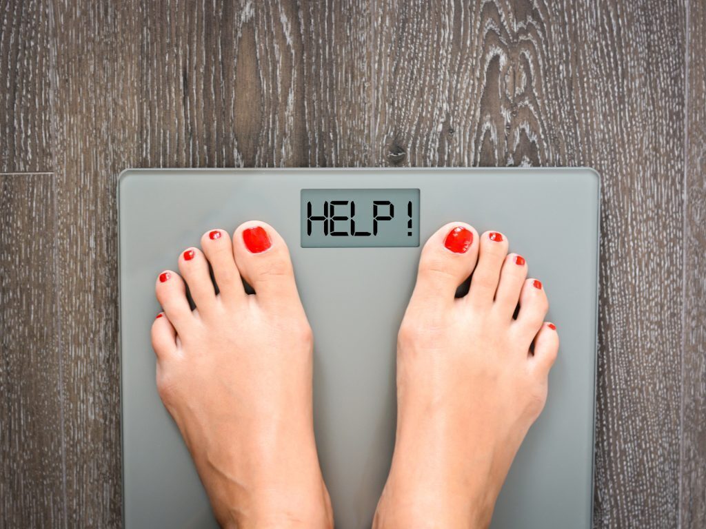 Лишний вес: почему после свадьбы женщины полнеют?