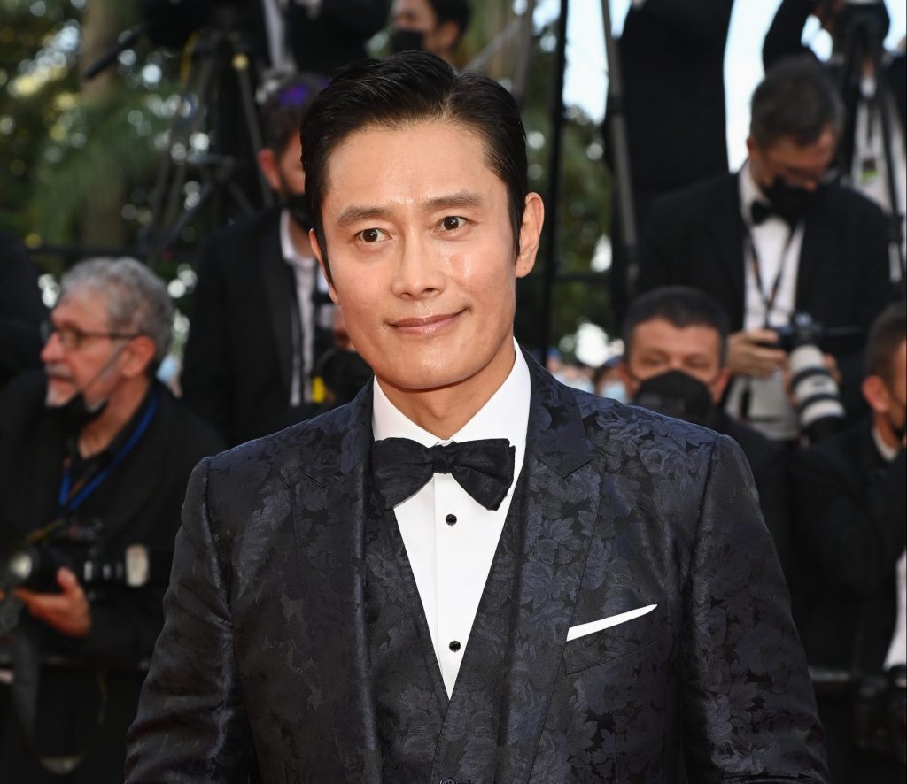 Южнокорейские актеры из «Игры в кальмара».