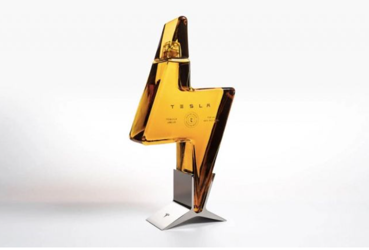 Tesla выпустила стаканы для текилы