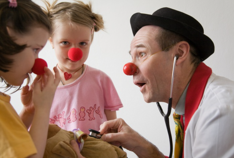 Полицейским разрешено кусаться! Как можно было такое придумать? Законы в Америке просто сводят с ума