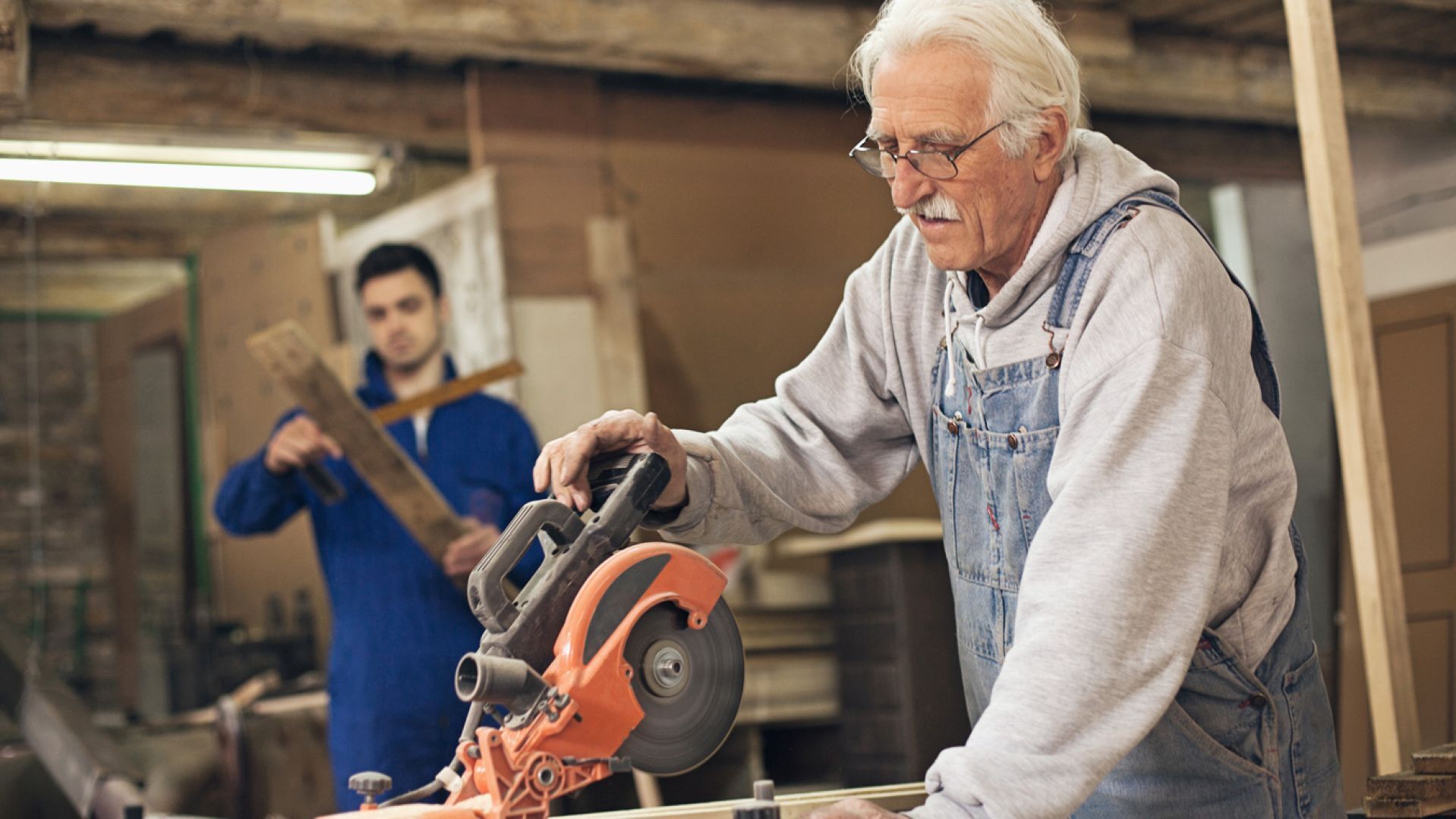 Рабочим пенсионерам вновь отказались индексировать пенсию. Почему отказывают ежегодно?
