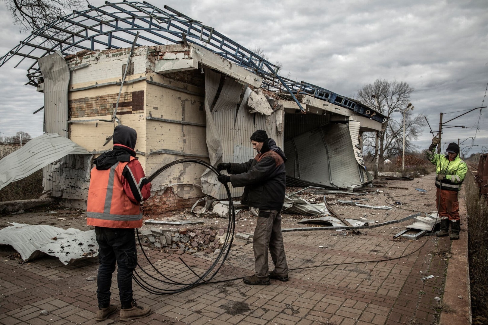 Украина ведет тяжелую битву за восстановление инфраструктуры