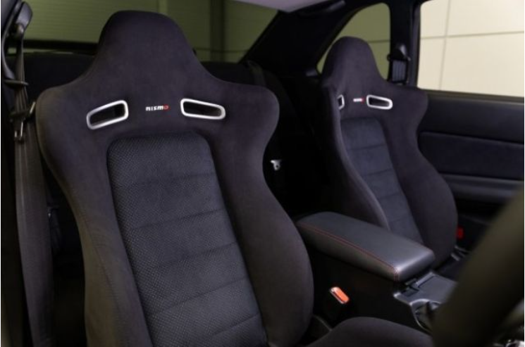 Продали «новый» 23-летний Nissan по нереальной цене