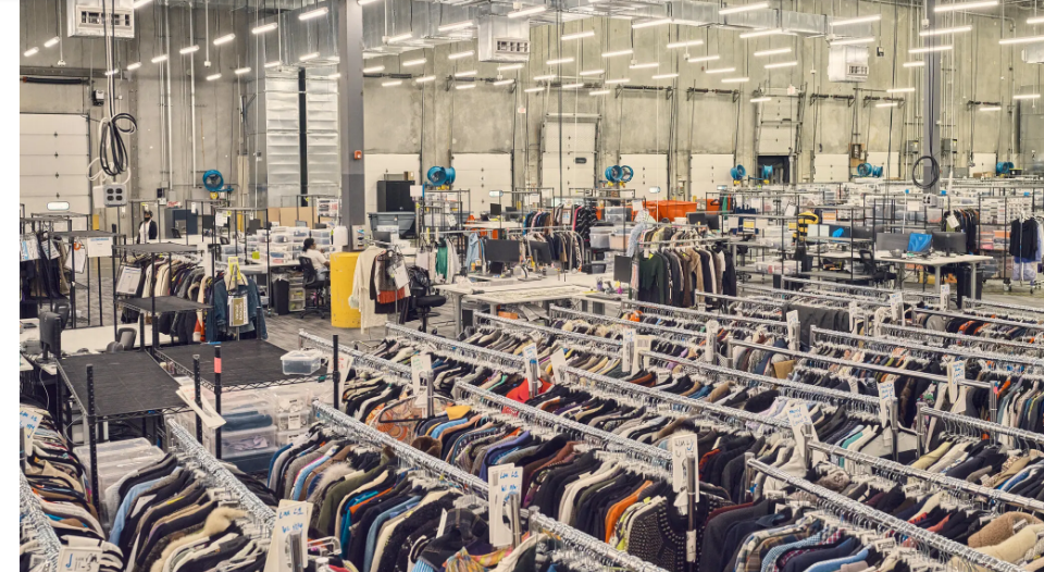 Он помогает RealReal сохранять реальность