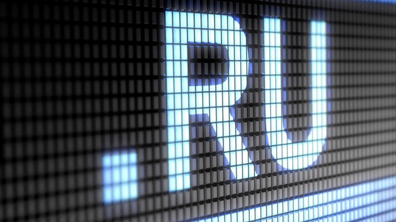 Это «отбросит рынок в прошлое»? В России предлагают отключить рекомендательные алгоритмы в соцсетях, поисковиках и маркетплейсах