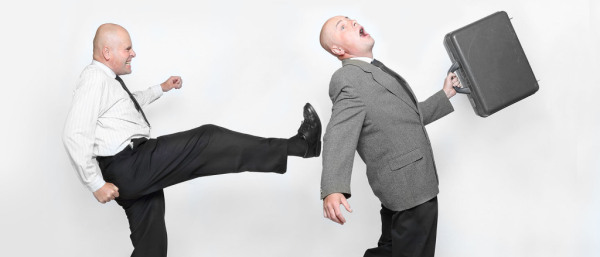 При каких обстоятельствах можно уволить временно нетрудоспособного работника? Вопрос – ответ