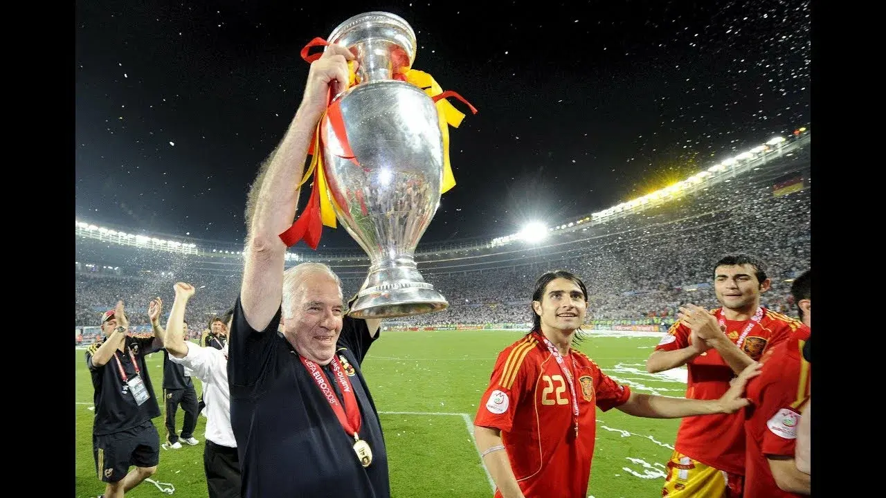 Луис Арагонес.Мудрец из Оратлесы.Триумф Испании.