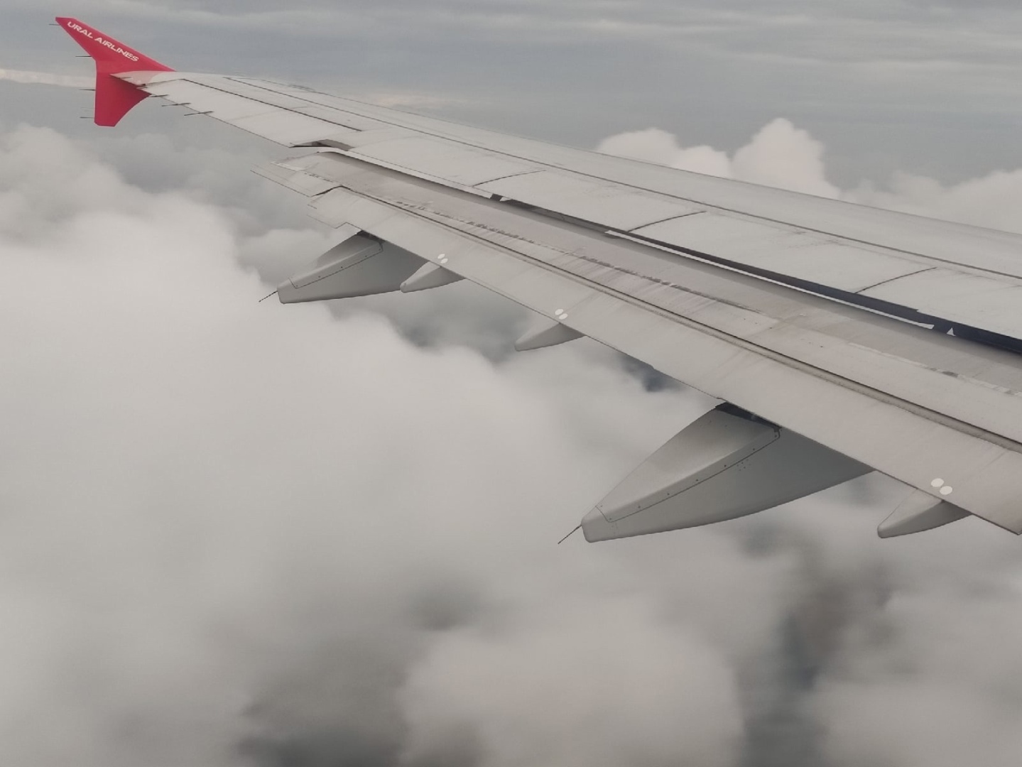 Как пилоты самолетов справляют нужду во время полета?