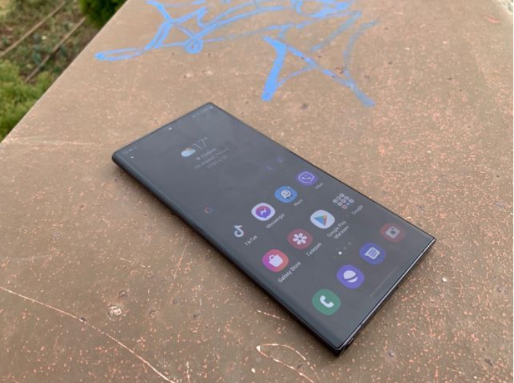 Новые флагманы Samsung появятся в феврале