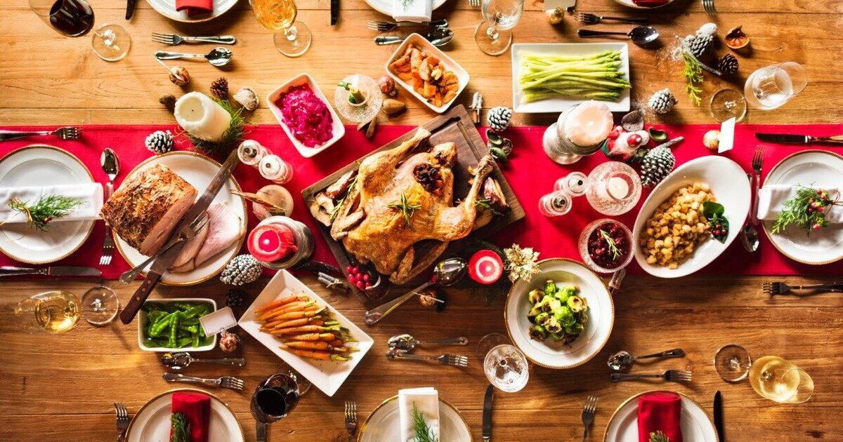 Сколько будет стоить новогодний стол - 2023: Росстат подсчитал, стоимость новогоднего стола. А сколько Вы планируете потратить на новогодний стол?