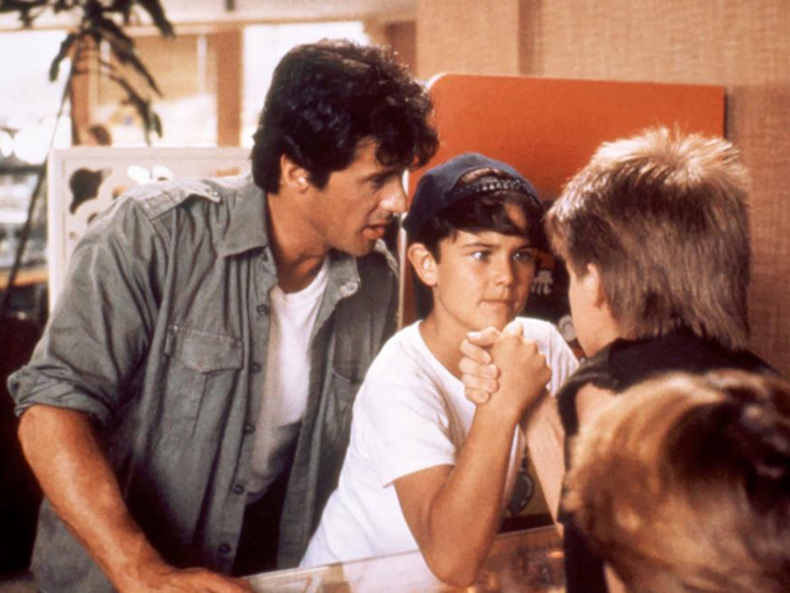 В честь распродажи вот вам два фильма по цене одного обзора