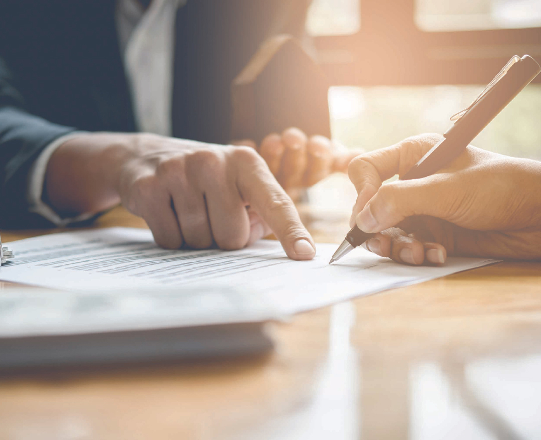 Физлицам спишут задолженности без суда