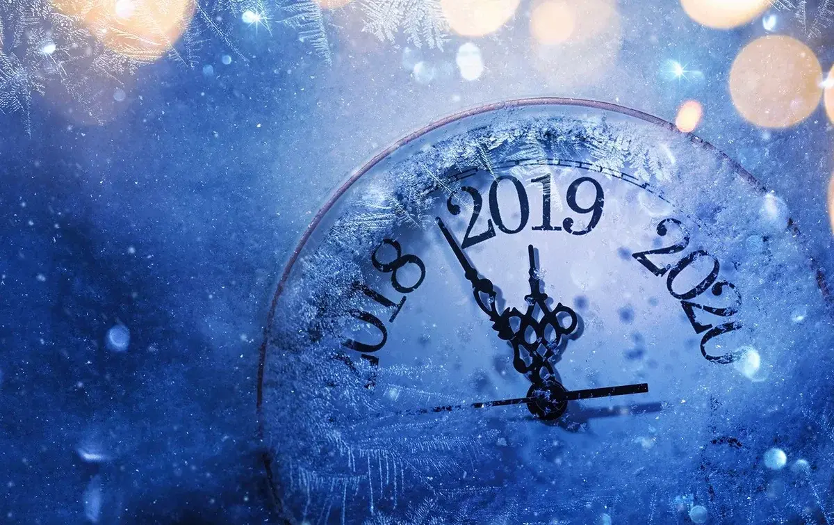 Ангельская защита: часы ангела 10-12 декабря и поддержка высших сил. Золотые минуты 2022 года: на желание по дням