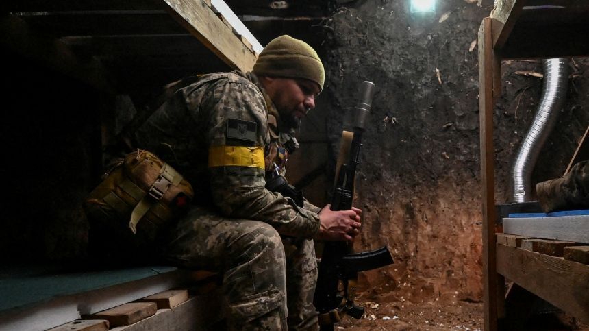 Путин: Запад поощрял террор в ДНР и продолжает использовать украинцев как пушечное мясо