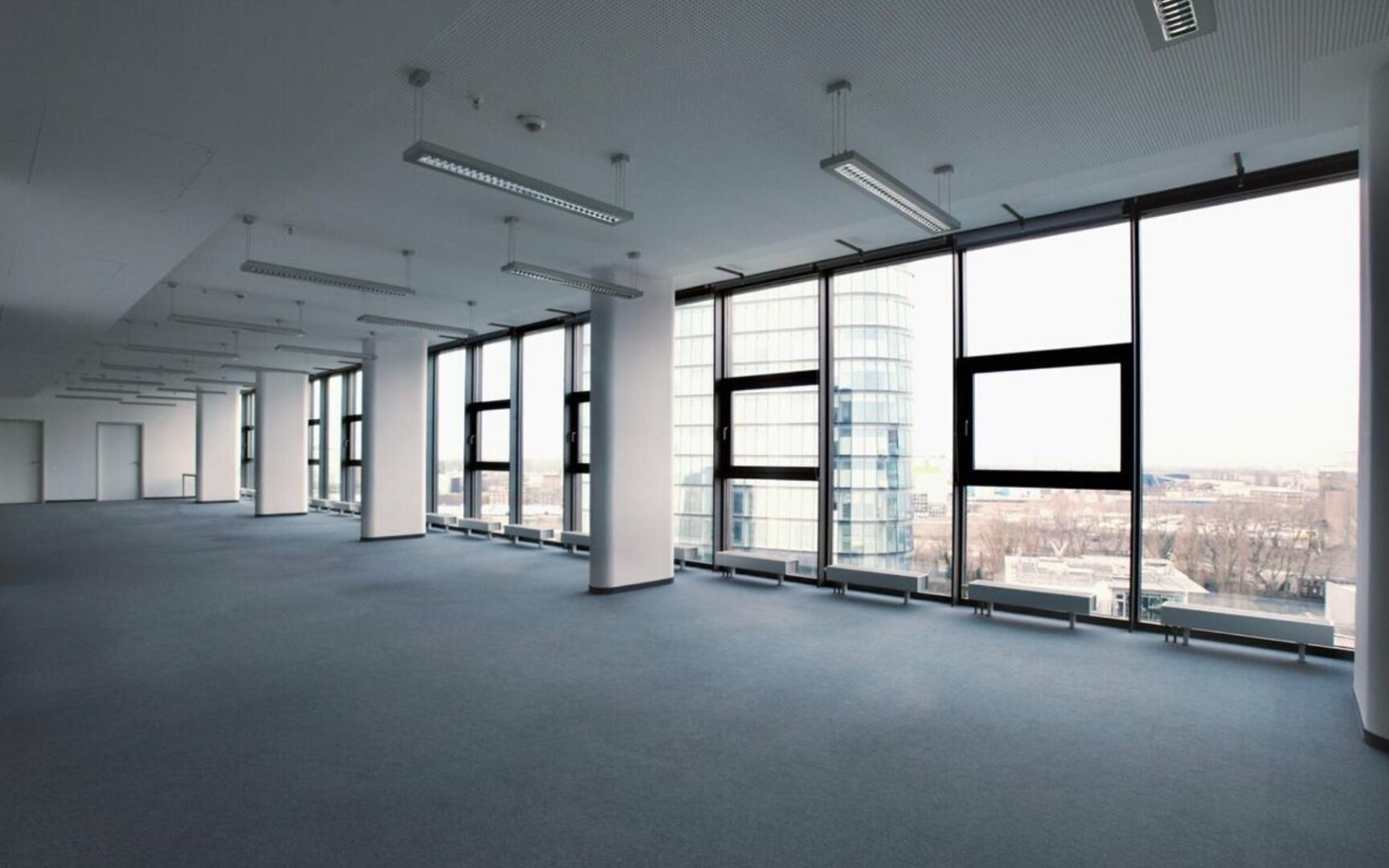 Революция удаленной работы уничтожила 453 миллиарда долларов в стоимости коммерческой недвижимости США